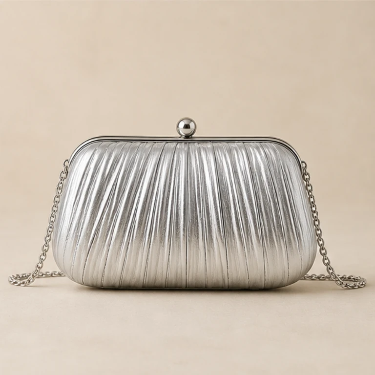 Jacquemus La Pochette Rond clutch bag